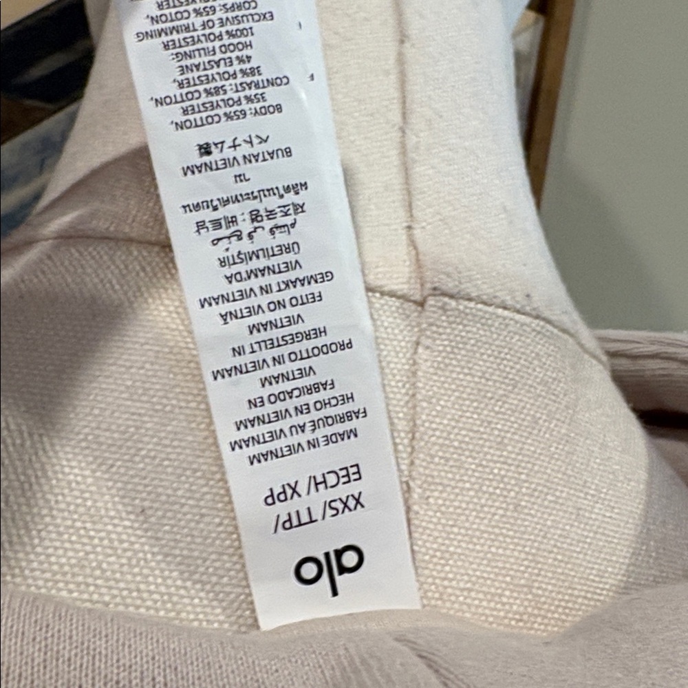 ALO Yoga Make Waves Hoodie in Ivory/Bone/Gravel size XXS EUC - Picture 9 of 12